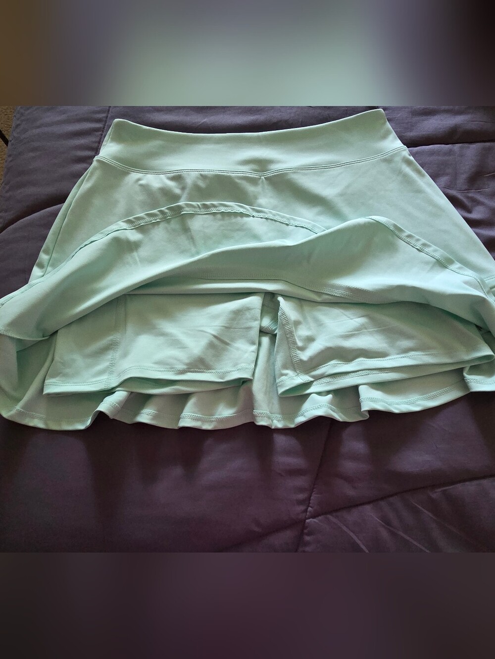 Tommy Bahama Golf Mint Green Ruffle Hem Skort - Picture 2 of 3